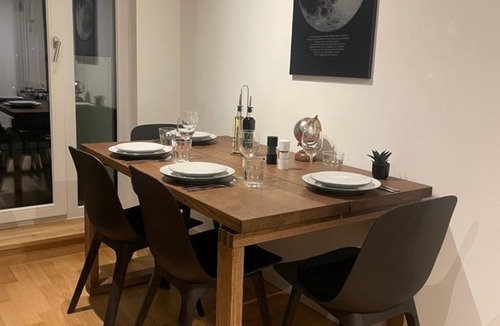 Schoenefeld Apartment | Luxeriöses Penthouse Apartment am BER Flughafen