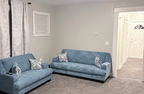 Neighborhood of the Arts Apartment | LuxeStead Modern Downtown Stay