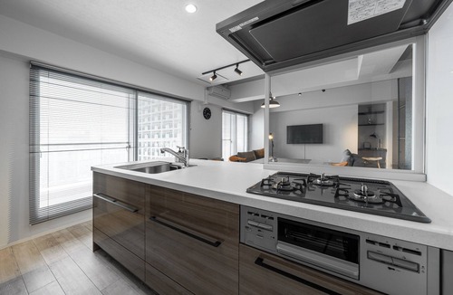 Higashi Apartment | LUXIA 601