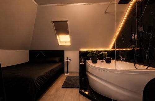 Sibiu Apartment | Luxor - Private Jacuzzi Boulevard Suites