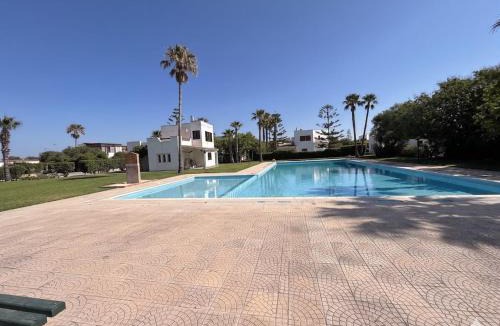 Briech Villa | Luxueuse Villa Bord de Mer Piscine Jardin Clim