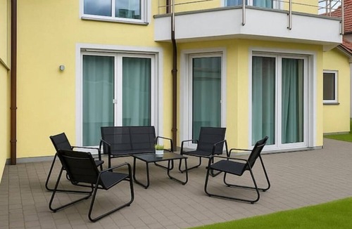 Schulenburg Villa | Luxuriöse Ferienvilla - Garten, Spiele & Netflix