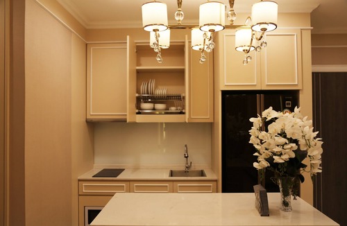 Huai Khwang Condo | Luxurious 2 bedrooms condo close to airport link