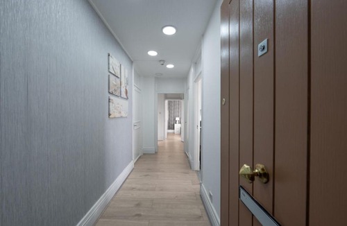 City of Westminster Apartment | Luxurious 2 Bed 2 Bath