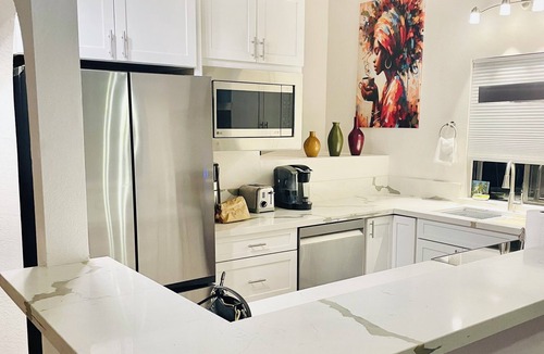 The Joshua Tree Condo | Luxurious 2-bedroom condo in fabulous Paradise Valley/Scottsdale