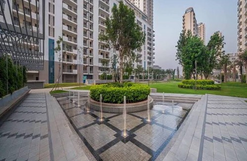 Gurugram Apartment | Luxurious 2-bedroom Apartment With Shared Pool in Gurugram