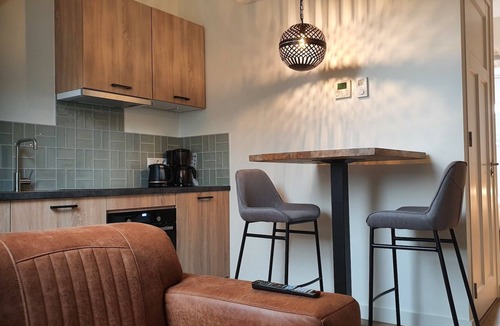 Leidschendam Apartment | Luxurious 2-person apartment