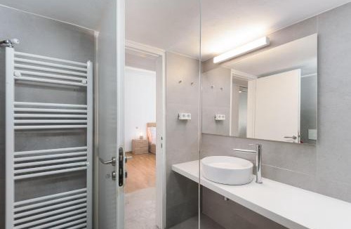 Nea Smirni Apartment | Luxurious 2bedroom flat near Athens center