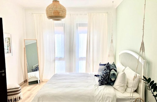 Downtown Dubai Apartment | Luxurious 2bedroom with terrace Downtown