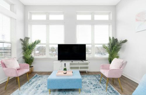 Indianapolis Apartment | Luxurious 2BR Broad Ripple