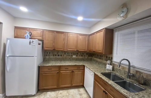 Des Plaines House | Luxurious 3 bedroom, 1.5 bath house near O'Hare International Airport