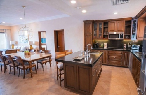 Loreto Resort | Luxurious 3 bedroom with stunning ocean views of Danzante Bay