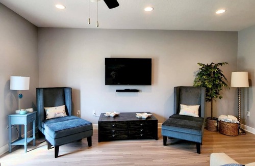 Upper Grand Lagoon House | Luxurious 3br Townhouse w/community pool