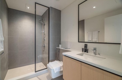 Downtown Dubai Apartment | Luxurious 4BR with Boulevard View - 10 min to Burj & Mall