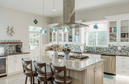Estate Coakley Bay Villa | Luxurious 5-bedroom villa Ocean Front, BEACH ACCESS