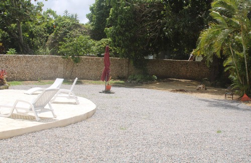 Abreu Villa | Luxurious 5-bedroom villa with WiFi, Pool, Jacuzzi and AC enchanting Cabrera