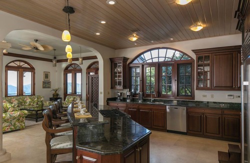 Estate Peter Bay Villa | Luxurious 5-bedroom villa with spectacular views in Upper Peter Bay, St. John