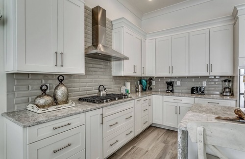 Windy Hill House | Luxurious 5BR North Beach Resort Home w/2 Masters, Pool/Elevator & Ocean View
