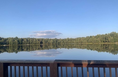 Blakeslee House | Luxurious 5BD/3.5BA, Pool Table, Fireplace, Dining for 14ppl, Lake Access