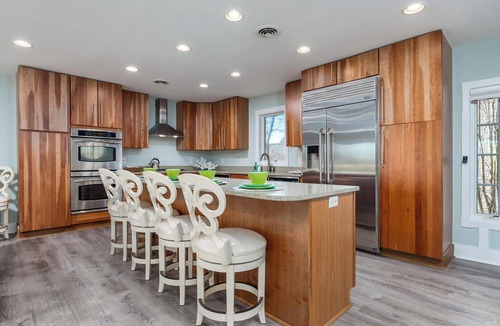 The Pines House | Luxurious 6-Bedroom Beach Home with Ocean Views, Game Room & Elevator!