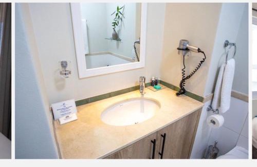 Lagoon Beach Apartment | Luxurious Accessible Apartment in Vibrant Kaapstad