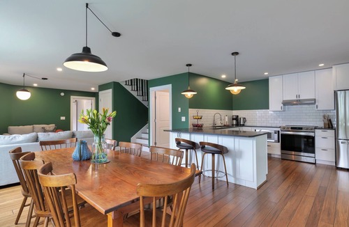 Dedham Cottage | Luxurious, ADA accessible lakefront home for the whole family near Acadia