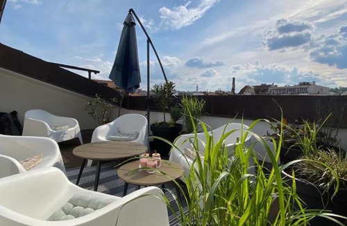 Smichov Apartment | Luxurious and chic duplex 2 bed apartment