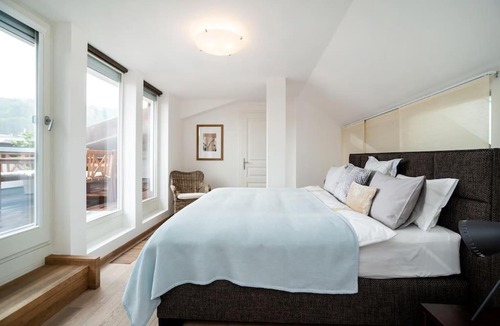 Smichov Apartment | Luxurious and chic duplex 2 bed apartment