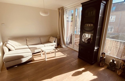 Spaarndammer en Zeeheldenbuurt Apartment | Luxurious and cozy apartment at the Westerpark