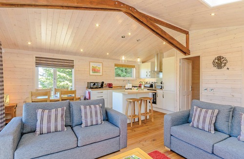 Ashover Ski Chalet | Luxurious and contemporary lodge with stunning countryside views.