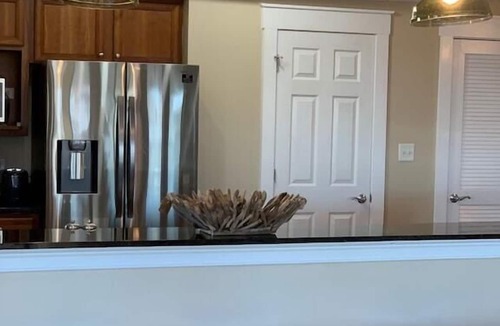 Mexico Beach Condo | Luxurious and huge 3 BD/3 BA Directly across from Beach! Pool Outside your Door!