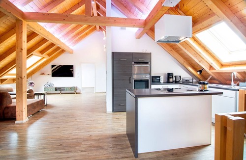 Rot an der Rot Apartment | Luxurious and modern top floor apartment with terrace