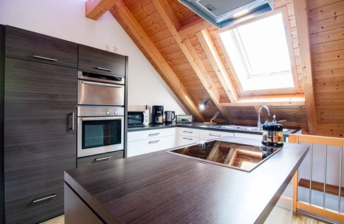 Rot an der Rot Apartment | Luxurious and modern top floor apartment with terrace