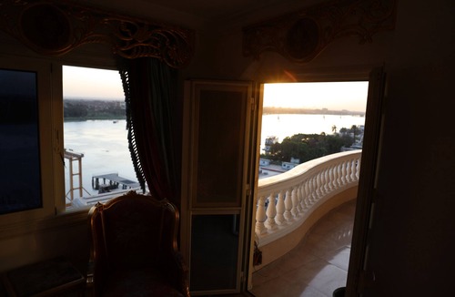 Maadi Apartment | Luxurious and Panoramic Nile view.
