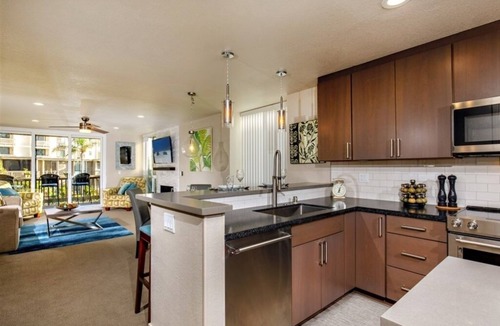 Townsite Condo | Luxurious and Spacious Condo steps from the Beach