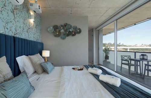 Vila Nova de Gaia Apartment | Luxurious Apartment w/Balcony & Pool by HostWise