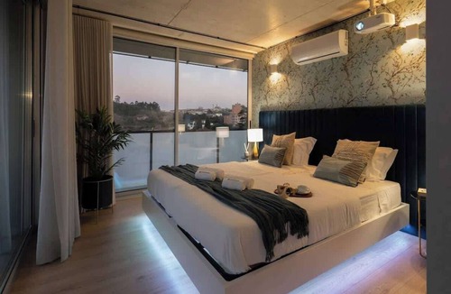 Vila Nova de Gaia Apartment | Luxurious Apartment w/Balcony & Pool by HostWise