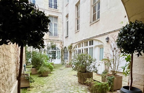 Les Iles Apartment | Luxurious apartment 4* at l'île Saint Louis
