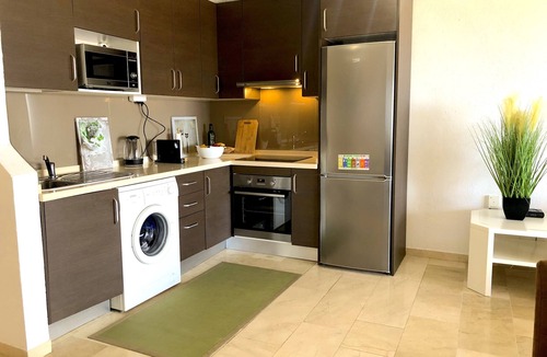 El Duque Apartment | Luxurious apartment with fantastic ocean view, directly on the beach