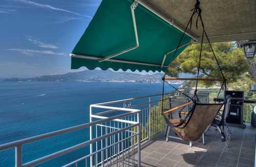 Chiavari Apartment | Luxurious apartment w/spectacular view! Relax, enjoy, it's all inclusive.