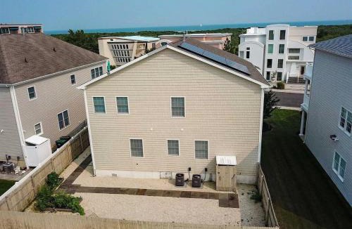 Southend House | Luxurious Beach Block 4-Bdrm House for the whole family - prices reduced!
