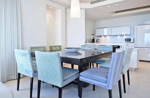 Tel Aviv Promenade Apartment | Luxurious Beach Front 1BR by HolyGuest