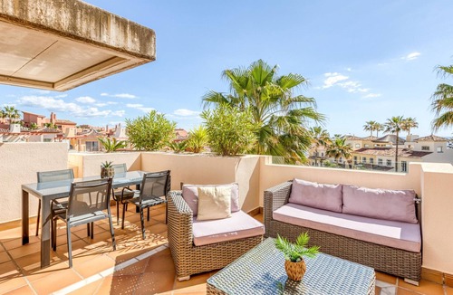 New Golden Mile Apartment | Luxurious beachfront penthouse with private pool, WiFi, air conditioning, parking