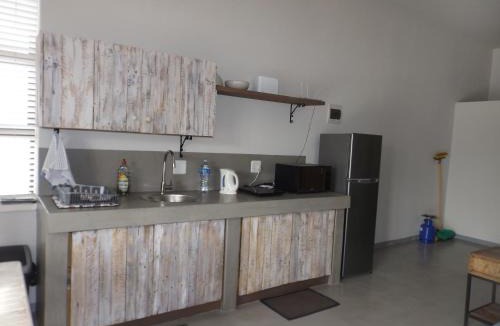 Still Bay Apartment | Luxurious Beachfront Studio apartment
