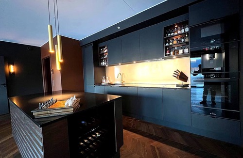 Tonsberg Apartment | Luxurious Central Tønsberg Apartment Located on the City Beach