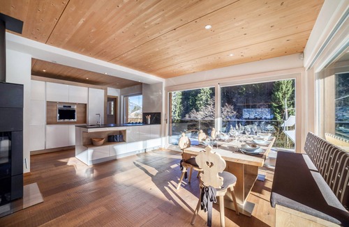 San Pancrazio Ski Chalet | Luxurious Chalet "De Ultimis" with Large Garden and Mountain Views
