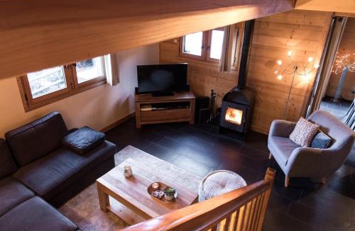 Les Houches Ski Chalet | Luxurious Chalet With Breathtaking Mont Blanc Massif Views From Hot Tub and Garden plus Sauna