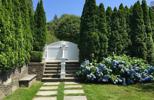 Egypt Lane Historic District House | Luxurious coastal living nestled just steps from EH Village - no car needed!