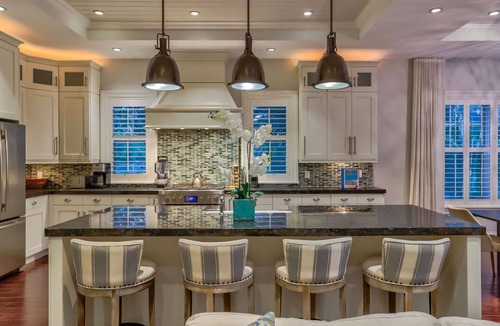 Del-Ida Park Historic District House | Luxurious Delray Beach Pool Home in Downtown Delray! VIP Beach Passes!