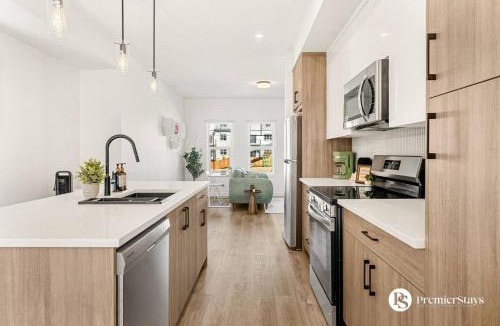 Springbank Hill House | Luxurious Designer Finished Home
